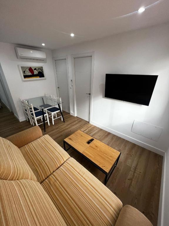 Premium Living Malaga Train Station Appartement Buitenkant foto